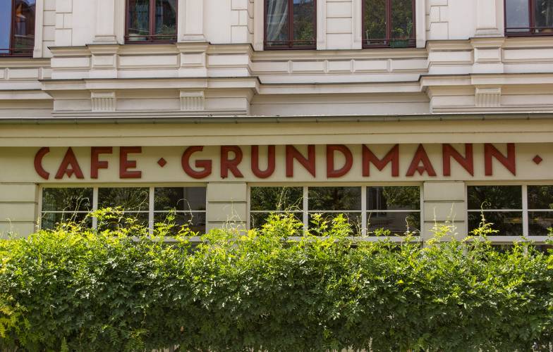 GRUNDMANN